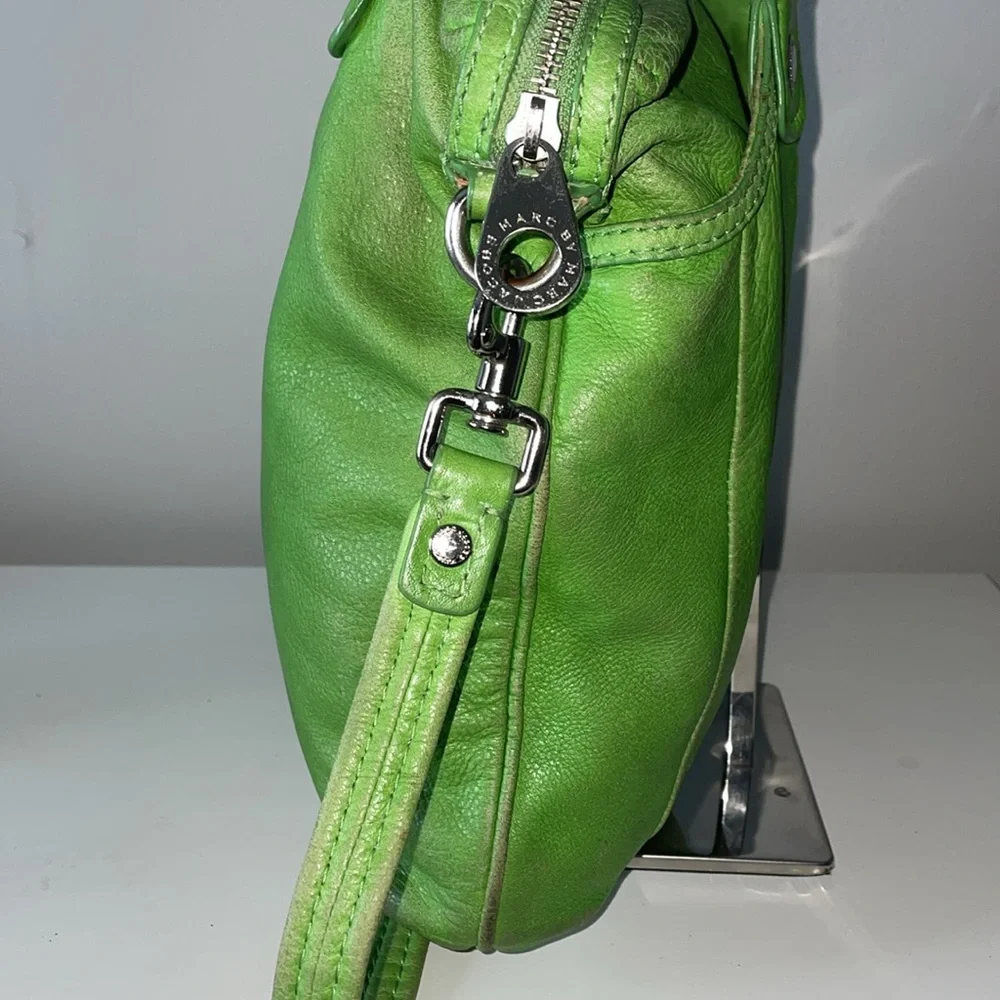 Marc Jacobs Soft Kelly Green pebbled leather bag - Picture 4 of 9